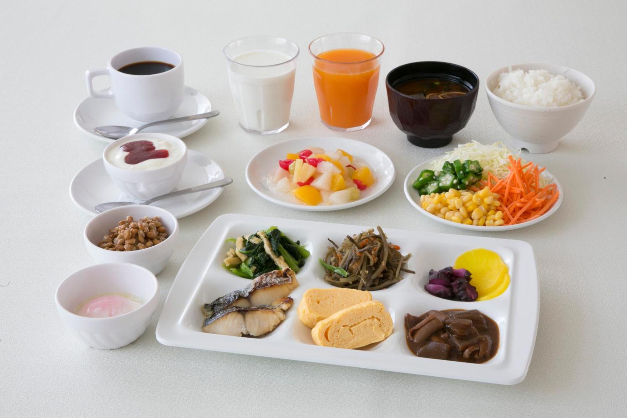 Just Inn Premium Nagoya Station Bagian luar foto