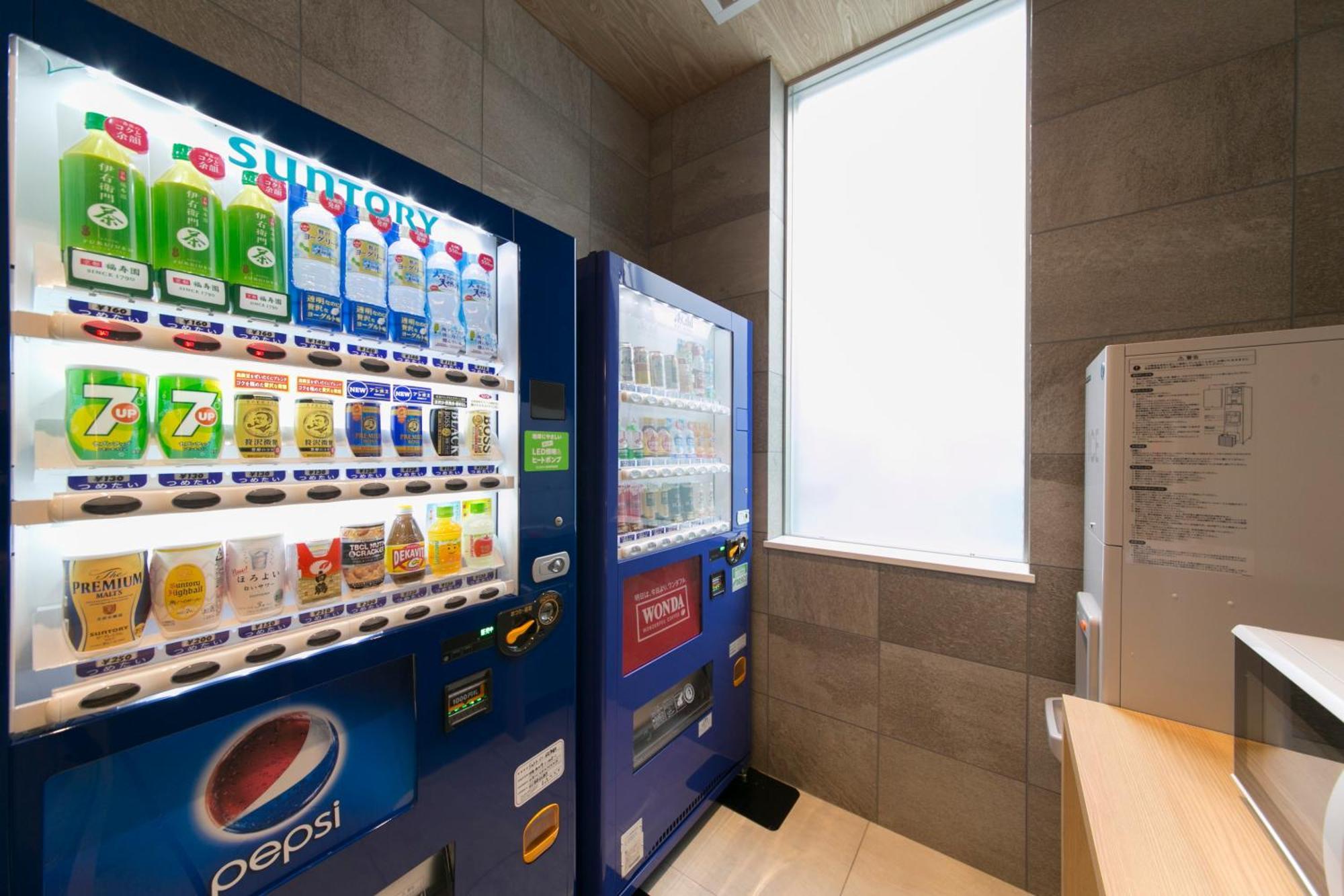 Just Inn Premium Nagoya Station Bagian luar foto