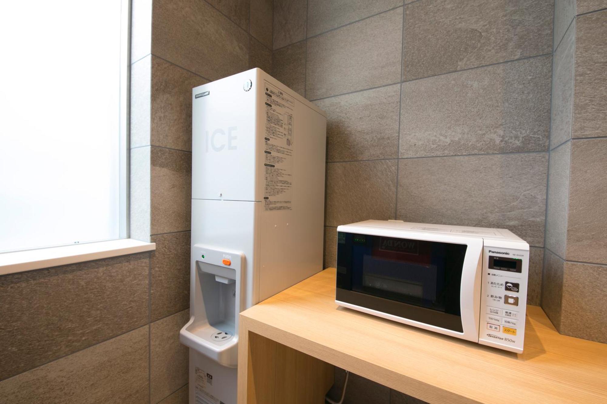 Just Inn Premium Nagoya Station Bagian luar foto